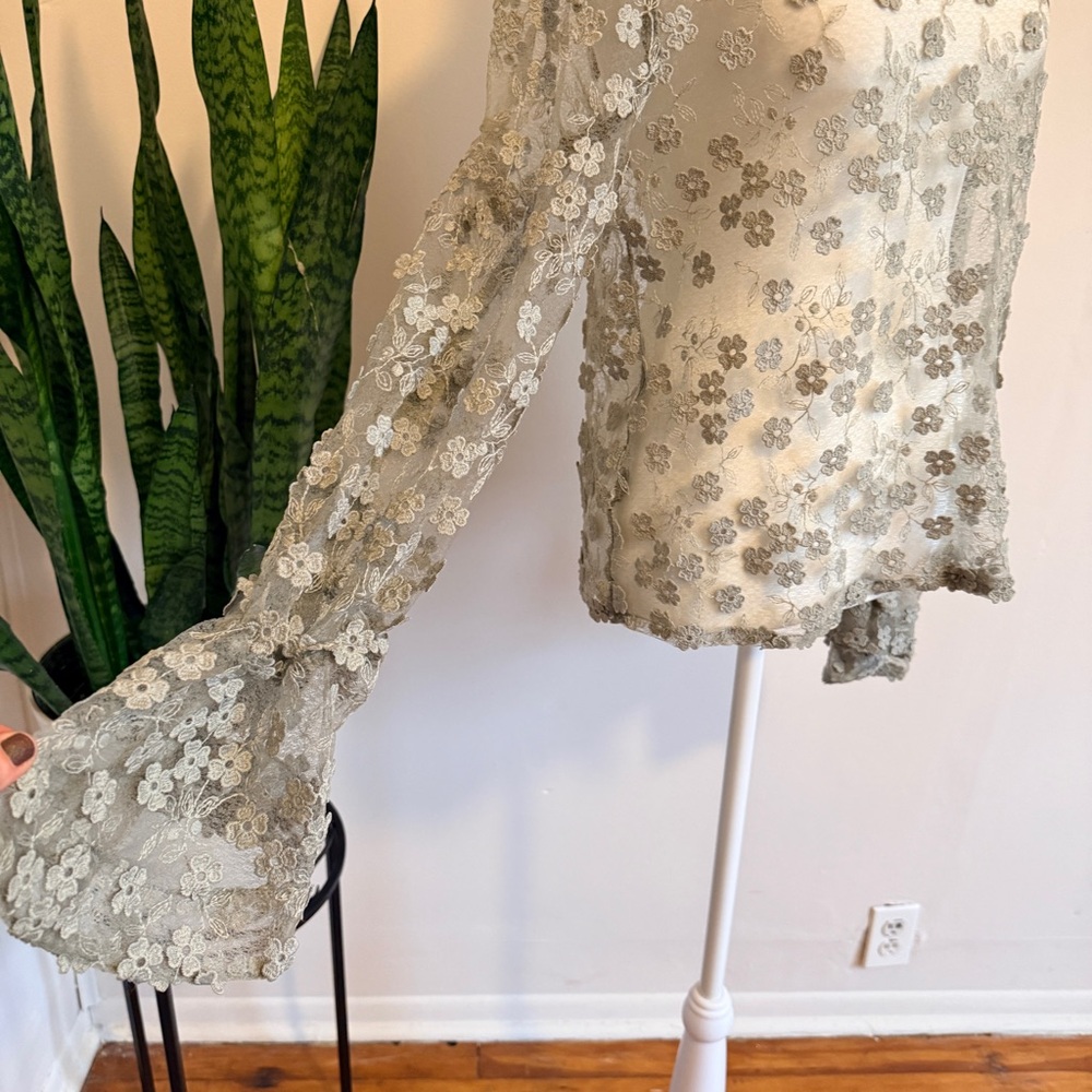 H&M | Sheer Floral Lace Sage Green Blouse - Picture 3 of 9